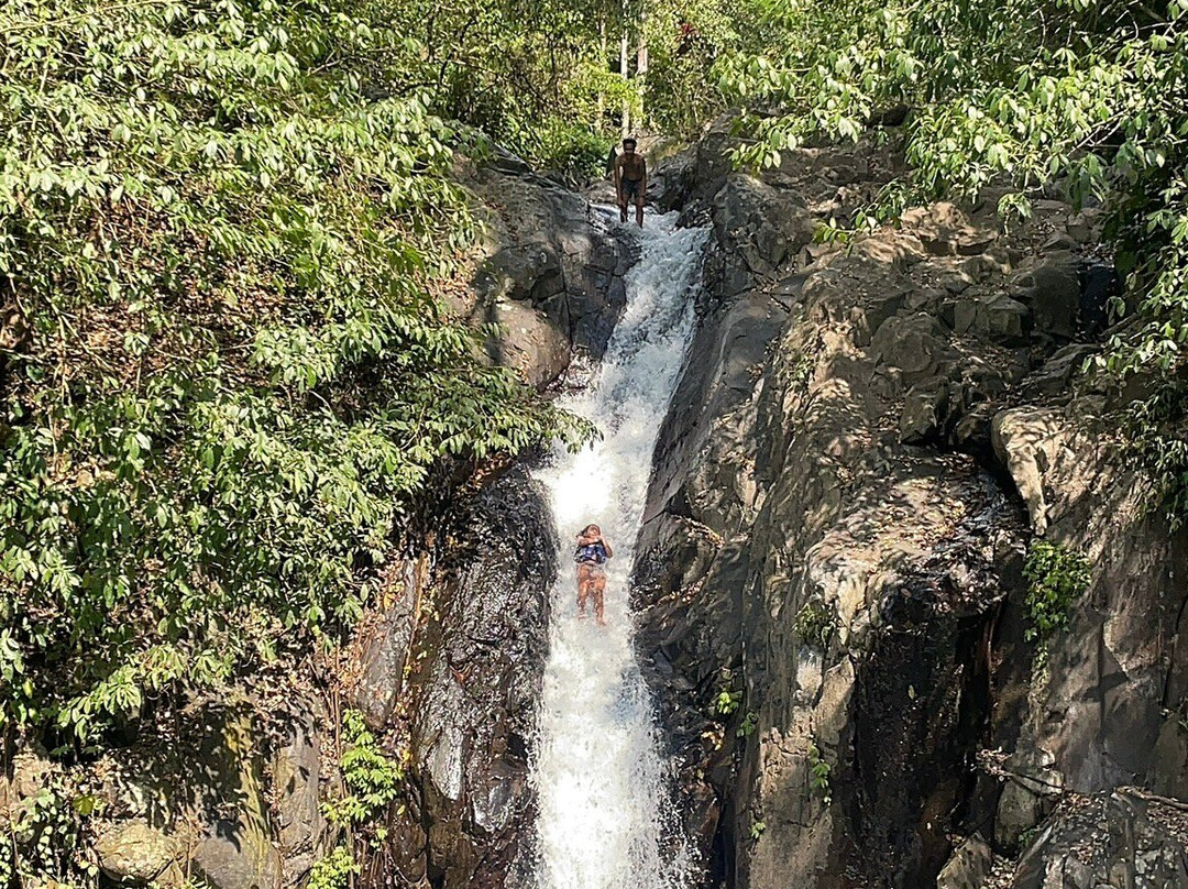 Aling-Aling Waterfall-Sambangan必去景点