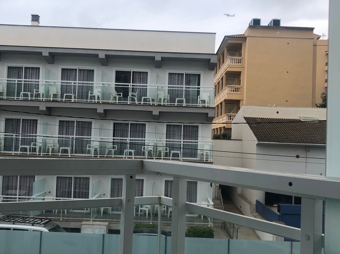 BQ阿姆法罗海滩酒店-限成人主图