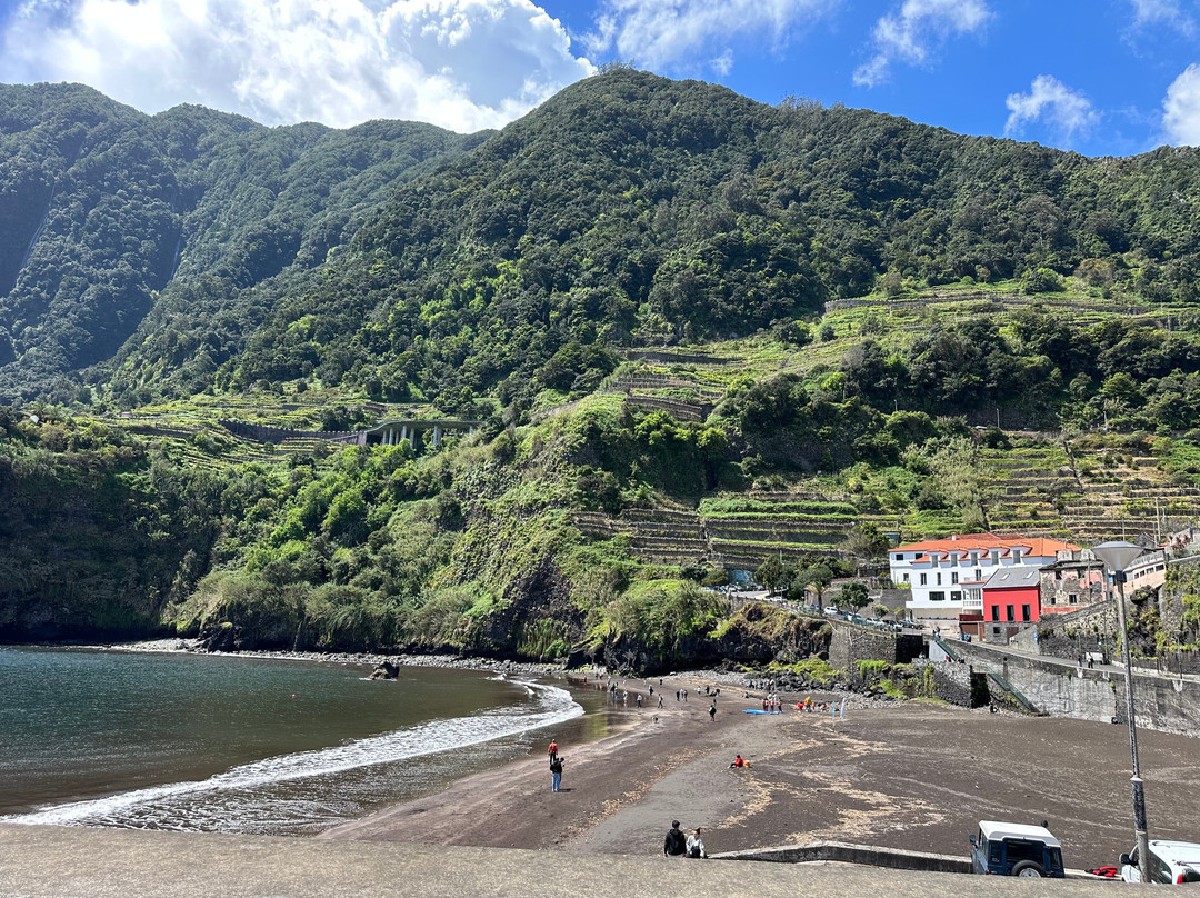 Mov  !n Mountains®-Estreito de Camara de Lobos必去景点