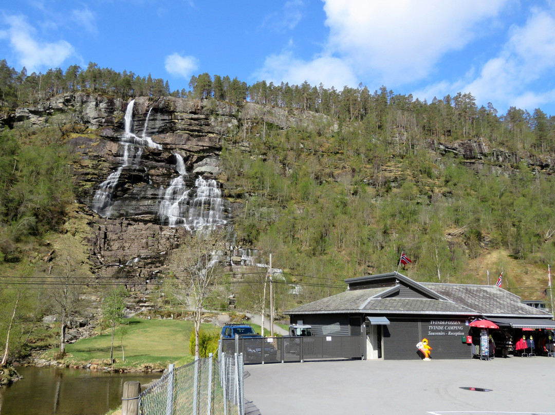 Tvindefossen-沃斯市必去景点