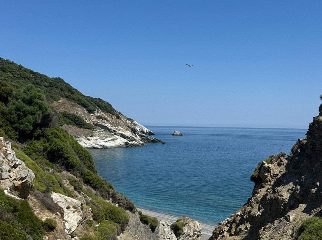 Megas Gialos Beach-Kalivia必去景点