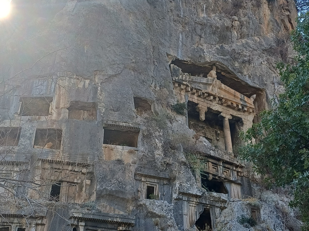 Ancient Rock Tombes-费特希耶必去景点