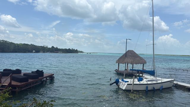 Amainah Bacalar-旅行者