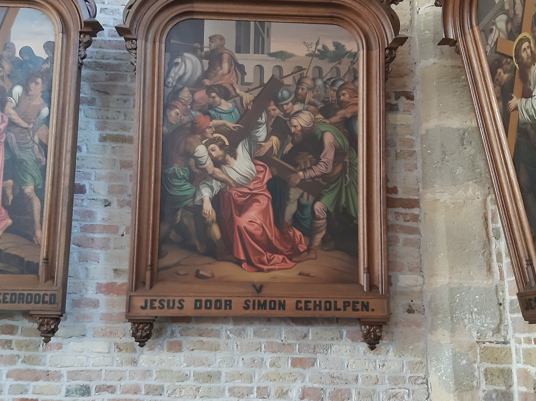 Onze-Lieve-Vrouw-Hemelvaartkerk-达默必去景点