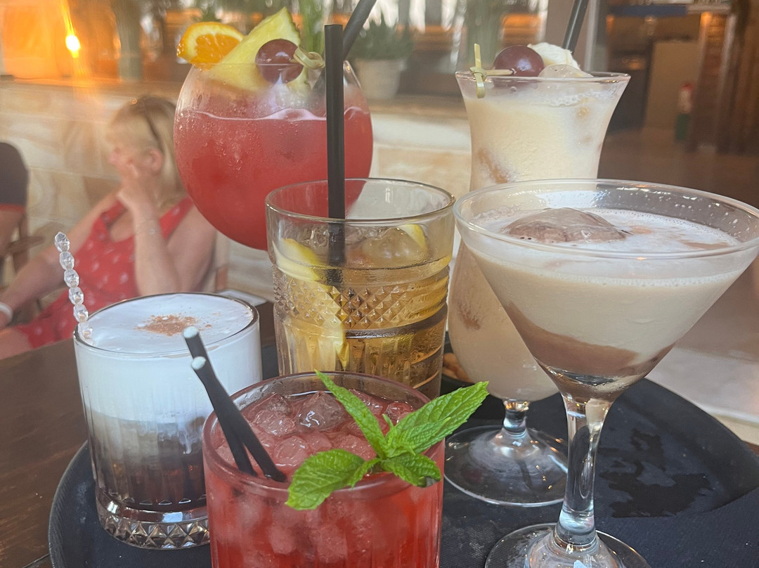 Akri Seaside Bar-Skala必去景点