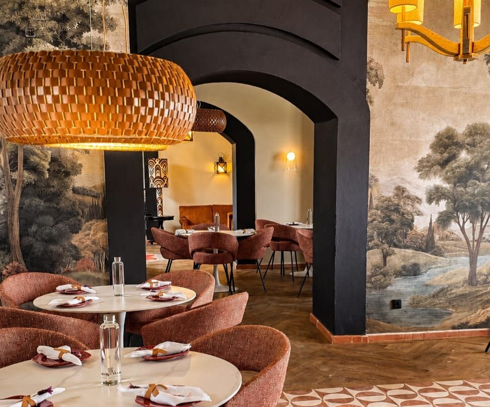 Marchanta Riverside Hotel