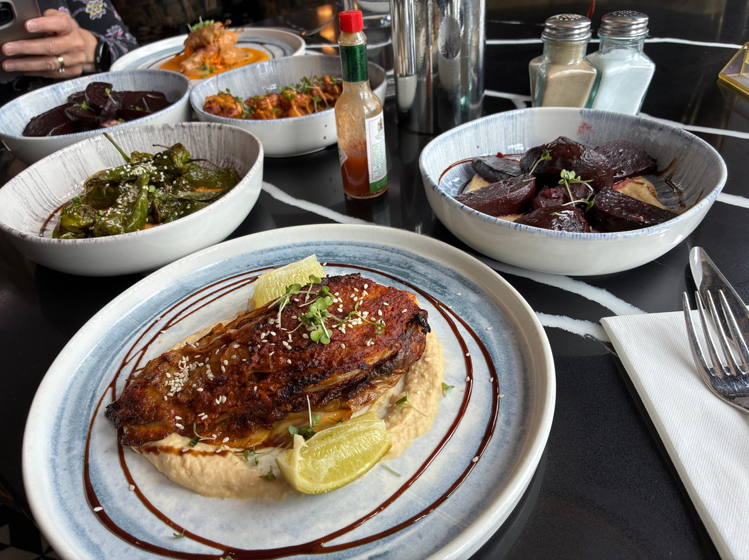 Eldon's Bar And Restaurant