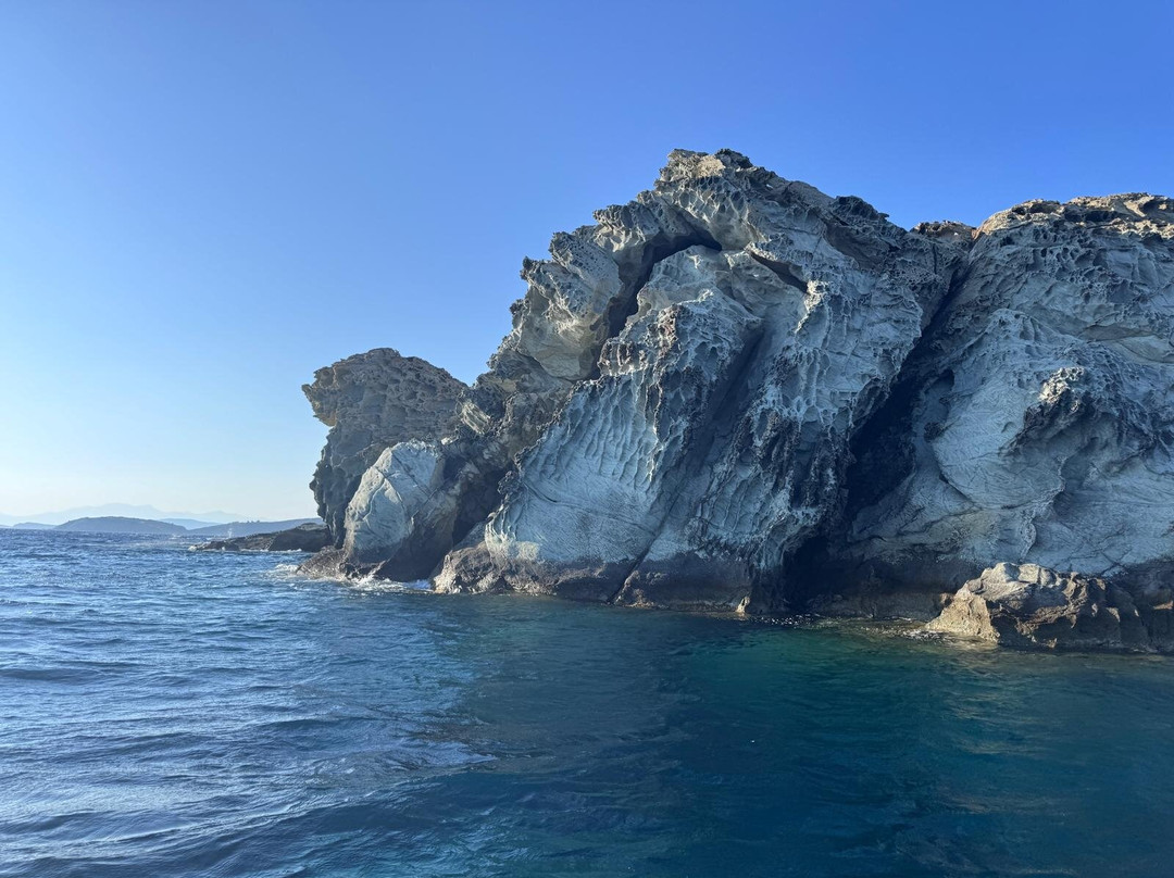 Andros Cruises & Boat Rentals-Batsi必去景点