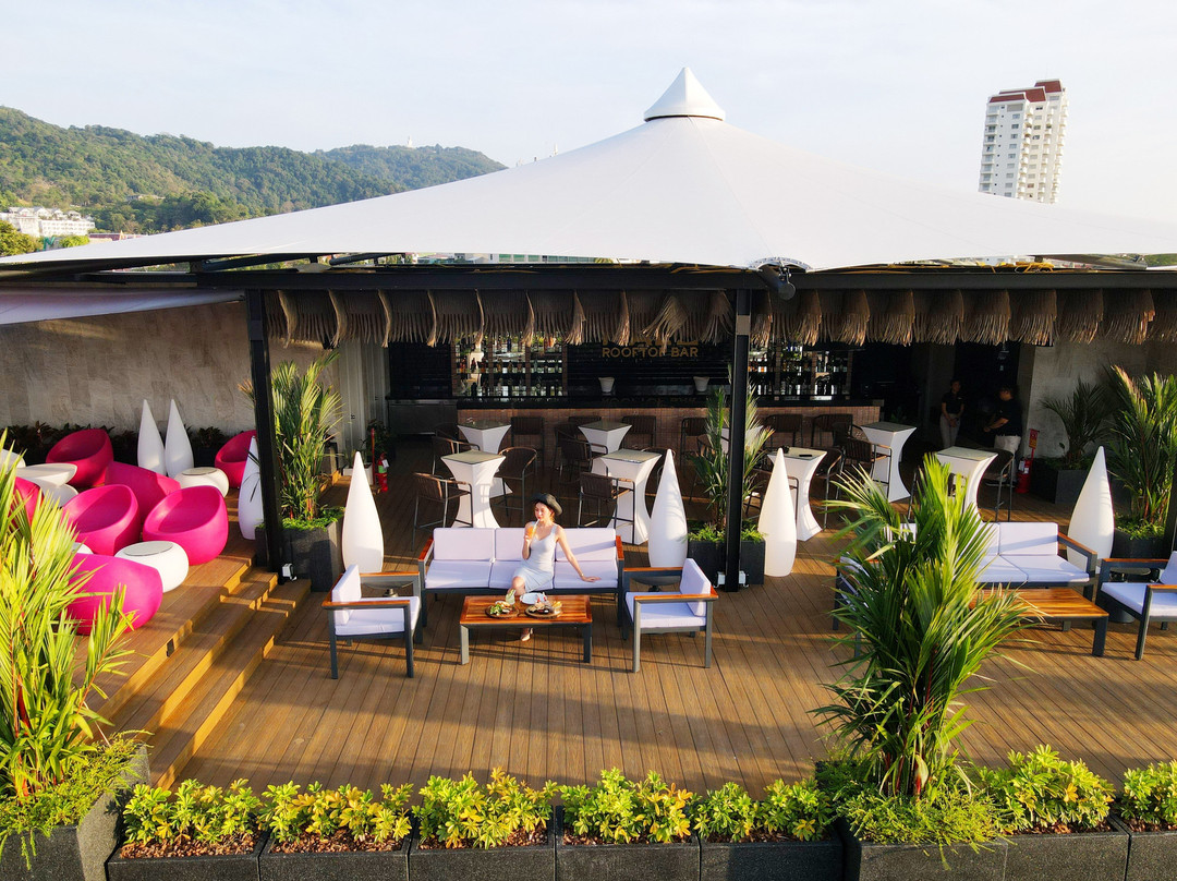 Halo Rooftop Bar