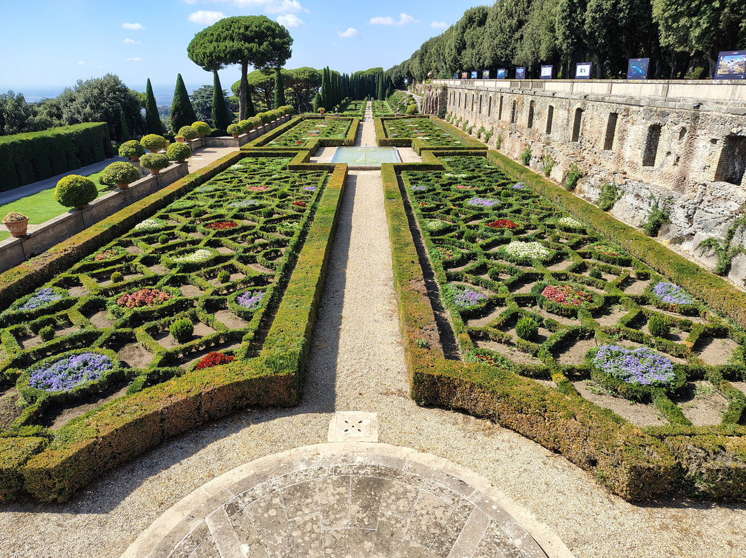 Giardini di Villa Barberini - Borgo Laudato Si'-冈多菲堡必去景点