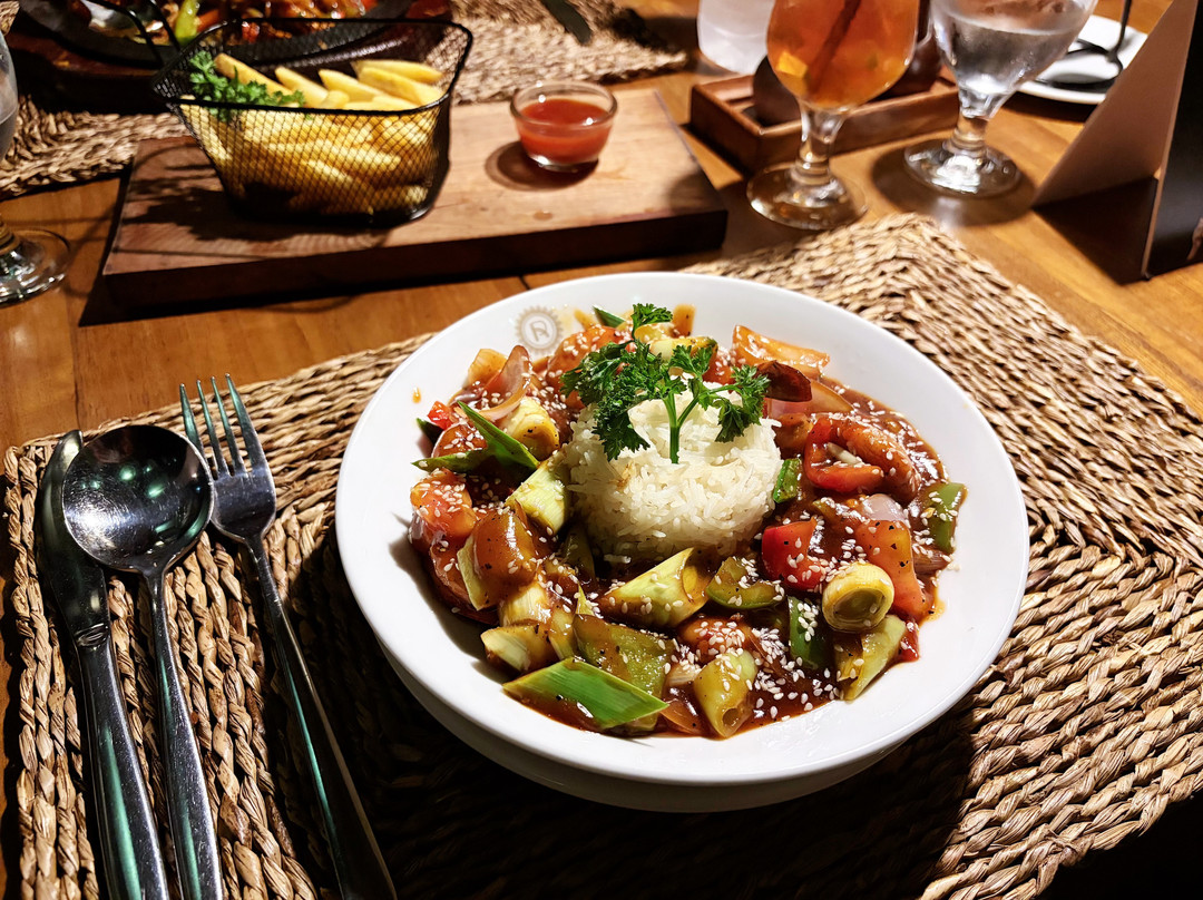 Timber Cabin Restaurant & Lounge