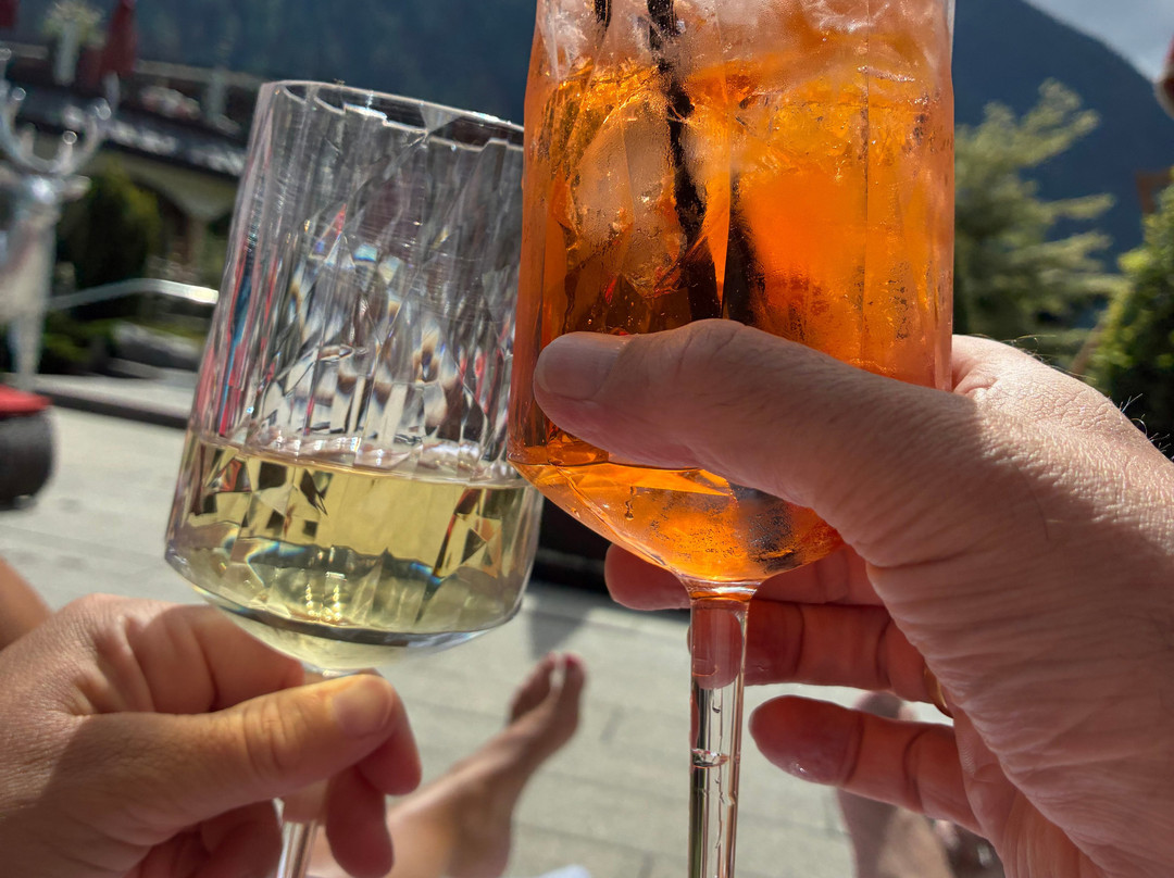 加德霍夫瑞莱斯堡水疗酒店主图