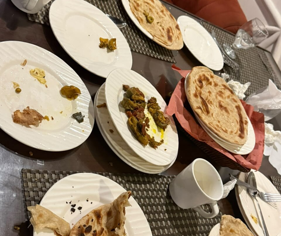 Shahnawaz Hotel