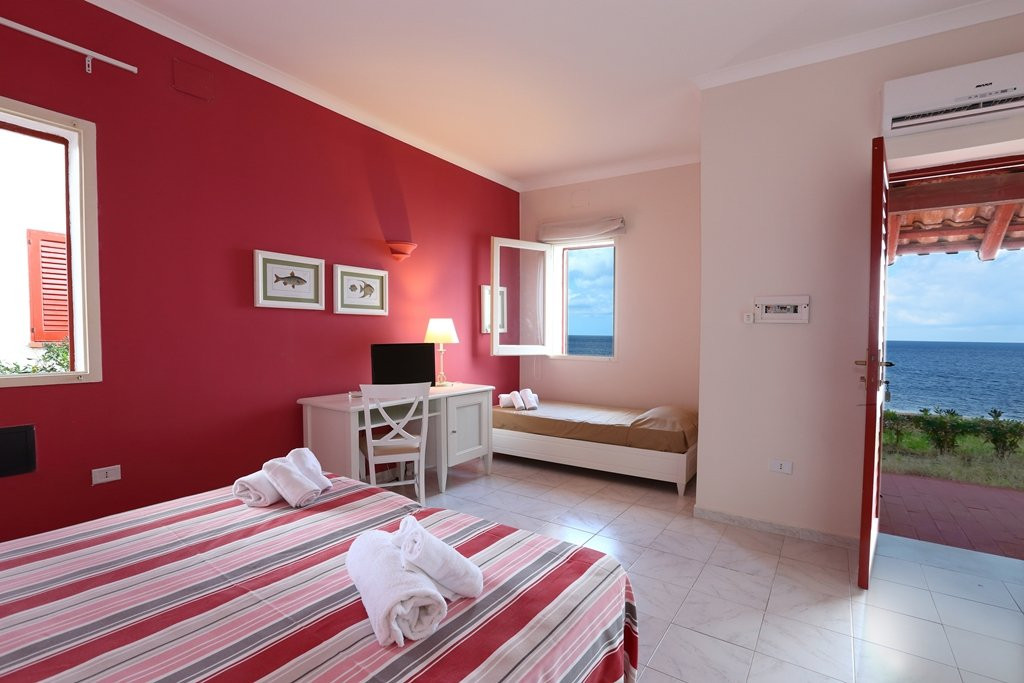 Th Gioiosa Marea - Capo Calava Village