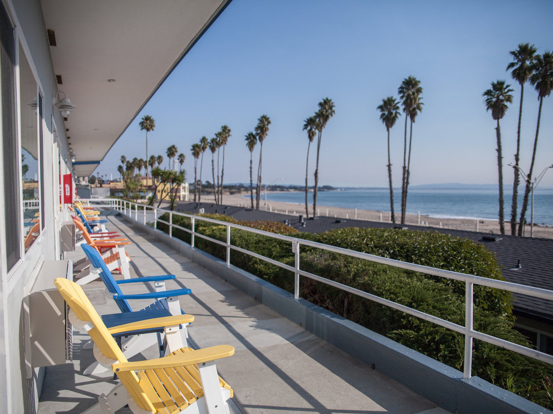 圣克鲁斯酒店住宿-海滩街套房酒店