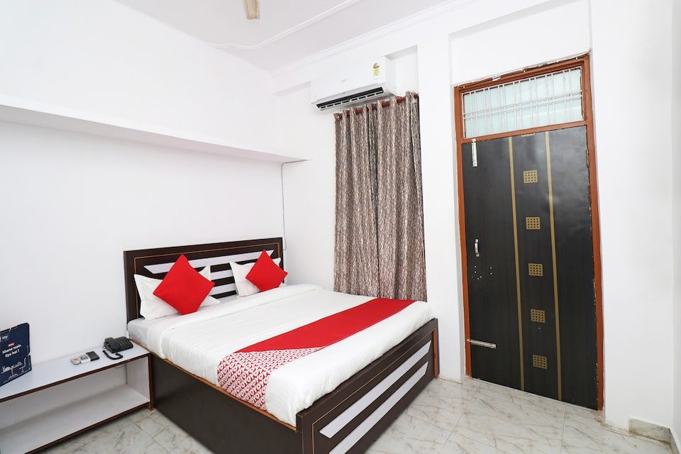 Dashauli酒店住宿-OYO 18395 Star Palace