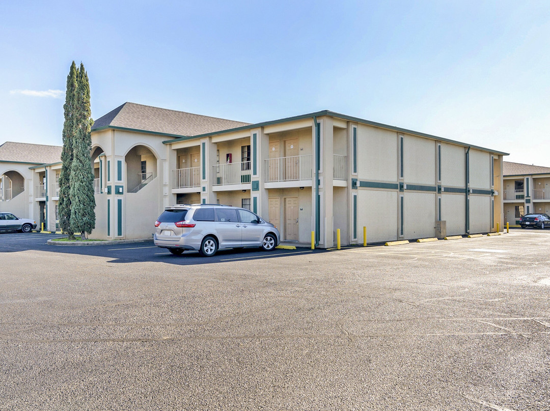 OYO Hotel Bossier City I-20 West