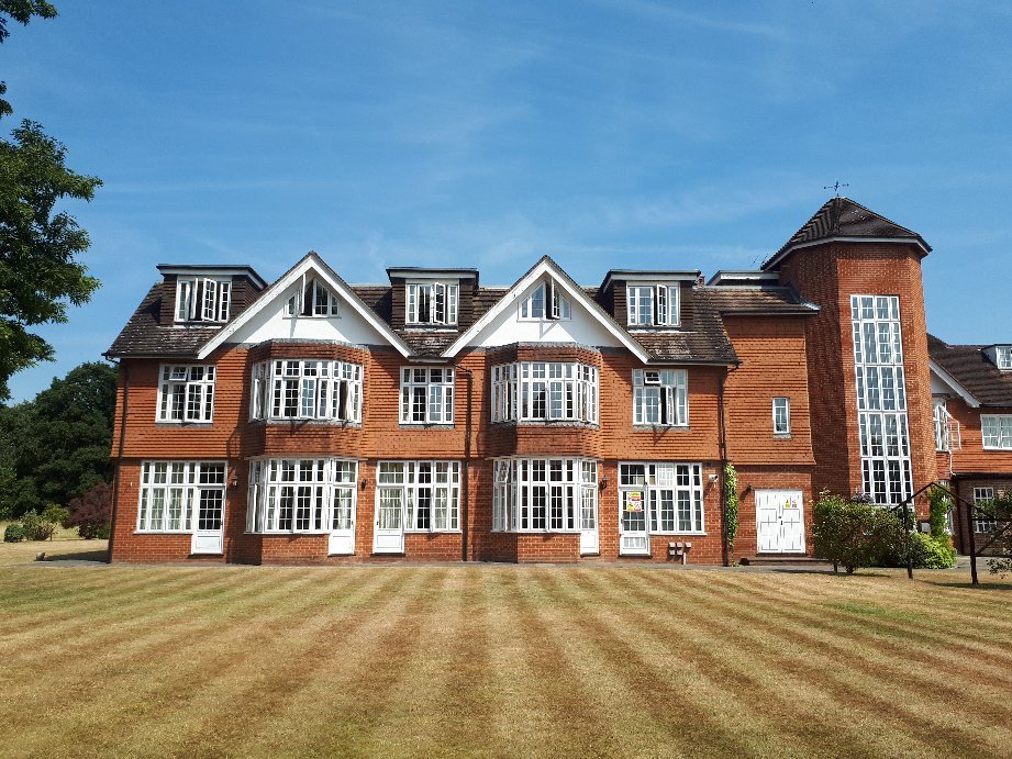 Grovefield House-官方