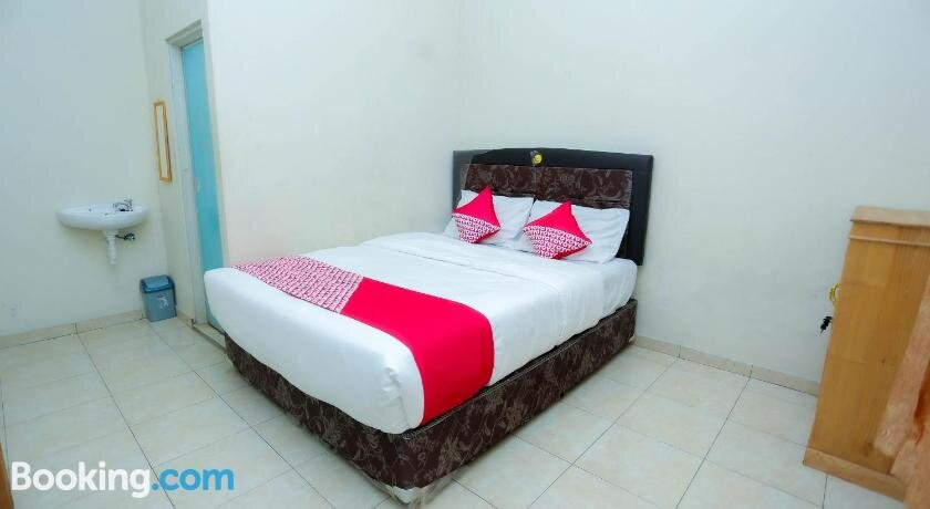 OYO 2692 Penginapan Mba Ros
