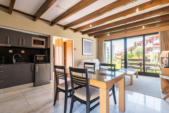 Topazio Vibe Beach Hotel & Apartments主图