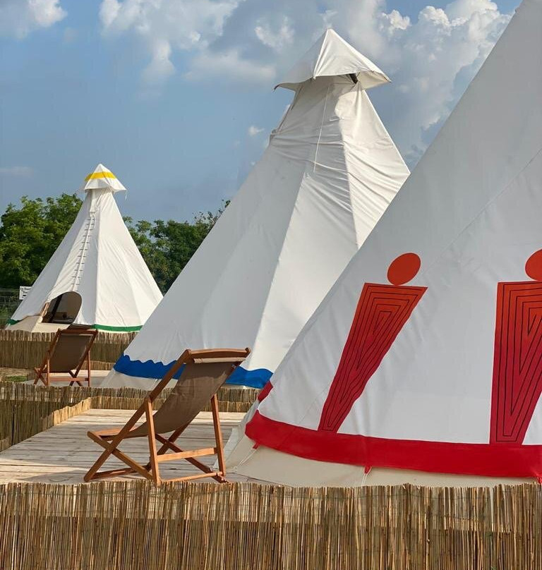 Teepee Corbu