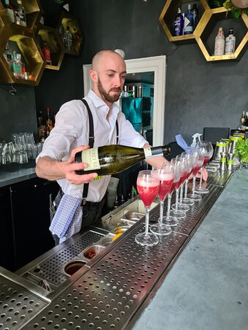 Sub 13-巴斯必去景点