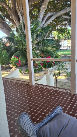Rose Eden House-官方