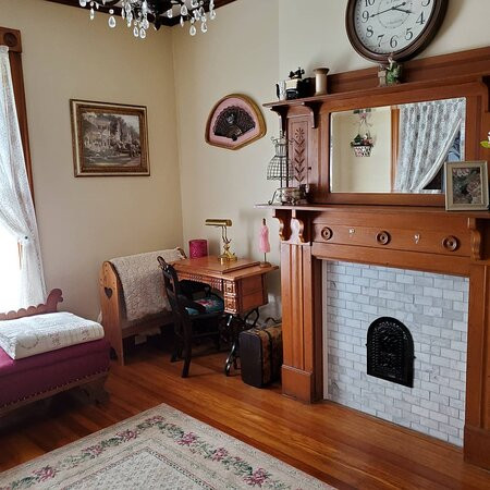 Blue Rose Victorian Bed & Breakfast主图