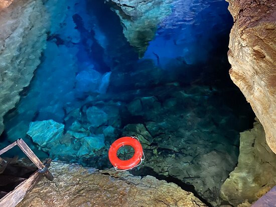 Poço Azul-迪亚曼蒂那国家公园必去景点