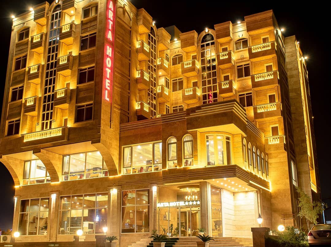 Arta Hotel