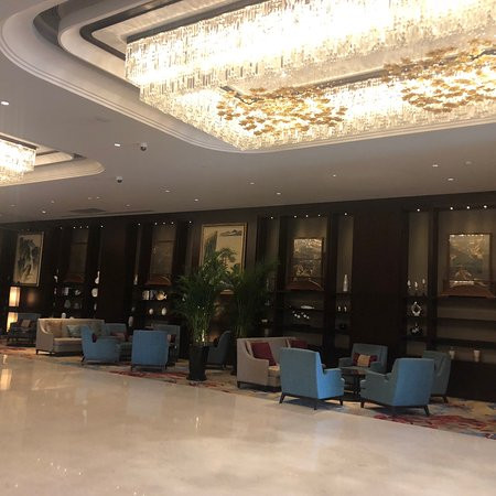 香格里拉大酒店主图