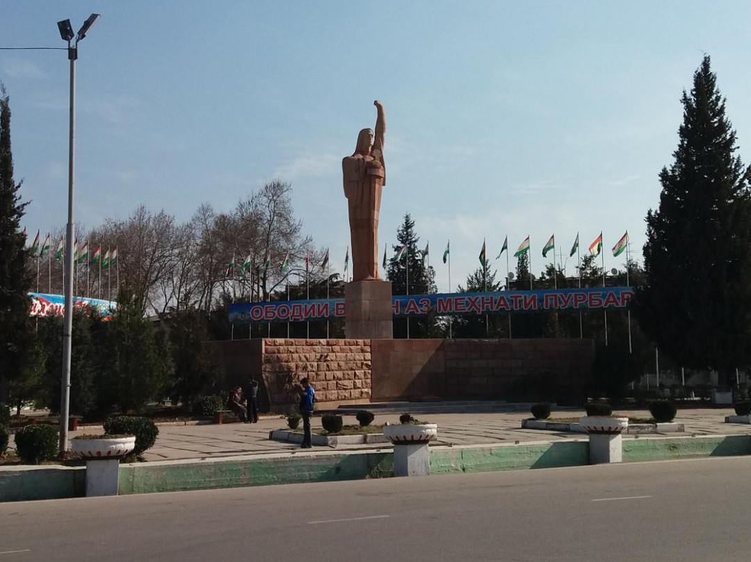Monument The Motherland-Vahdat必去景点