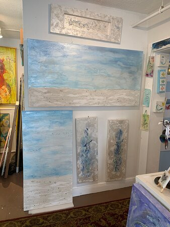 Betty Newman Art景点图片