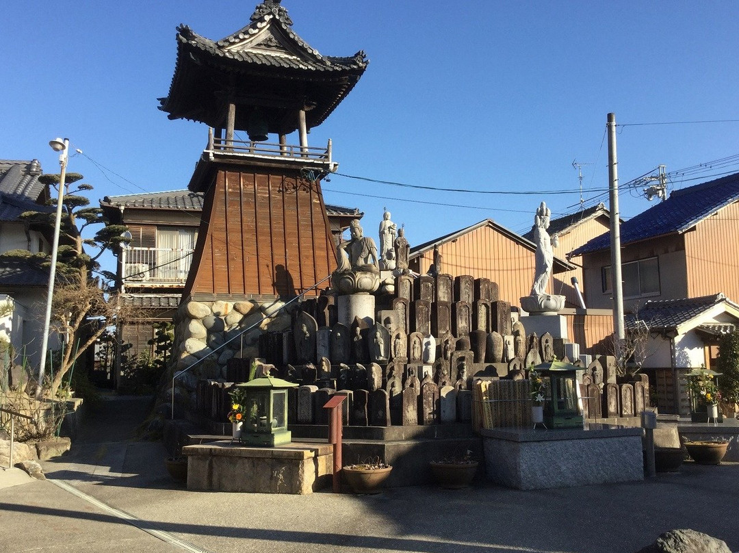 Hongakuji Temple景点图片