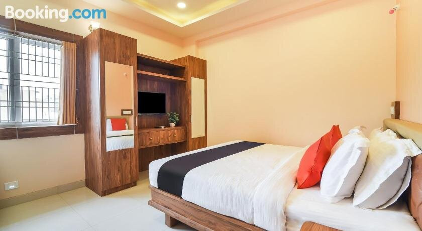 Capital O 44979 Hotel Ruchi's Residency