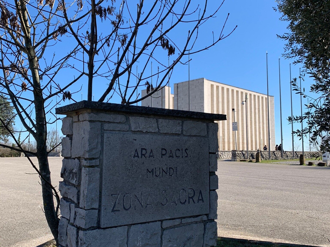 Ara Pacis Mundi di Medea景点图片