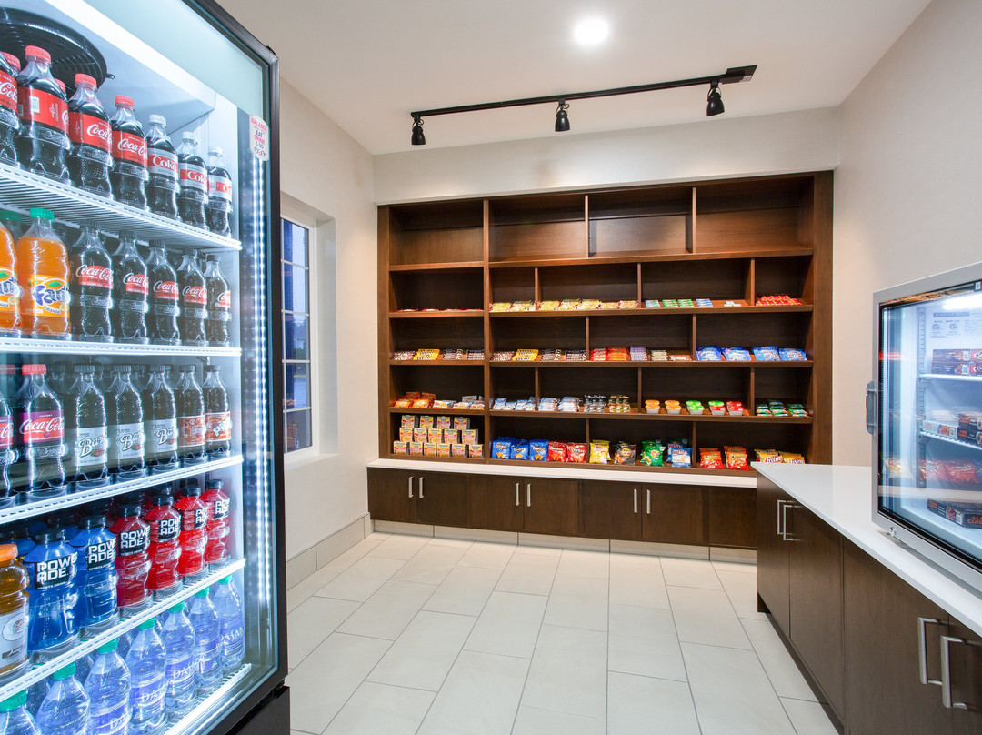 Holiday Inn Express & Suites Lincoln City by IHG主图