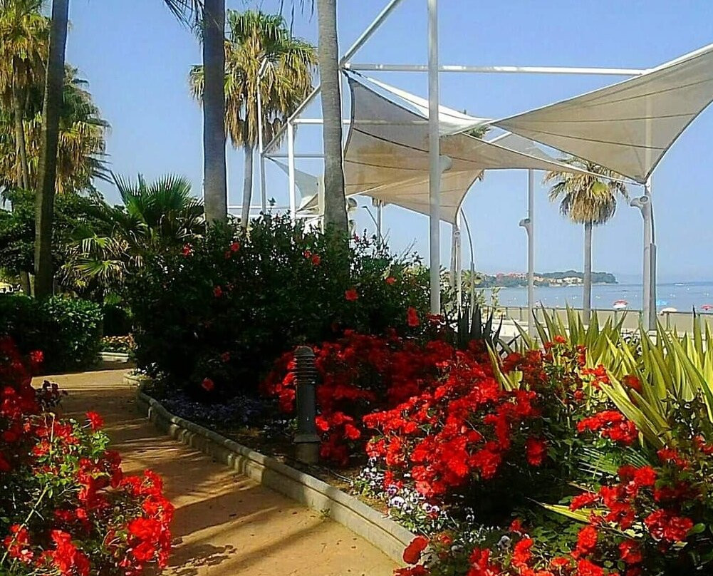 Paseo Maritimo de Estepona-埃斯特波纳必去景点