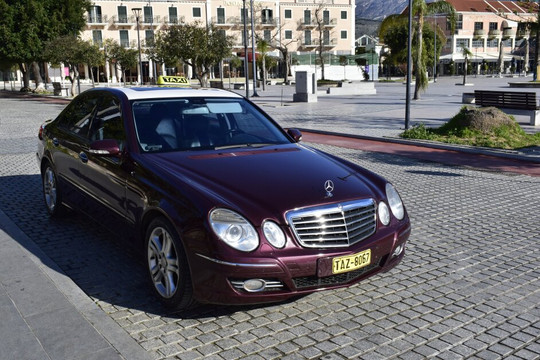 Kefalonia Taxi 24/7-凯法利尼亚岛必去景点