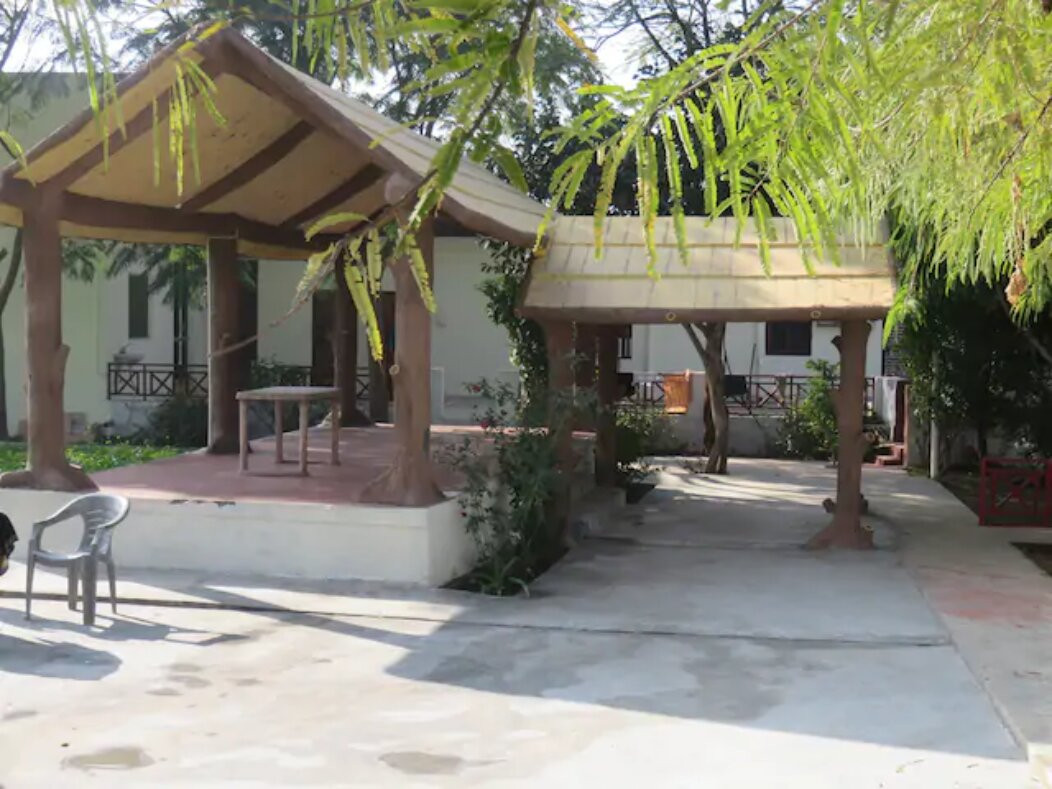 Break Point Farm主图