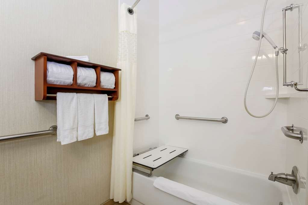 Spark by Hilton Dayton Fairborn主图