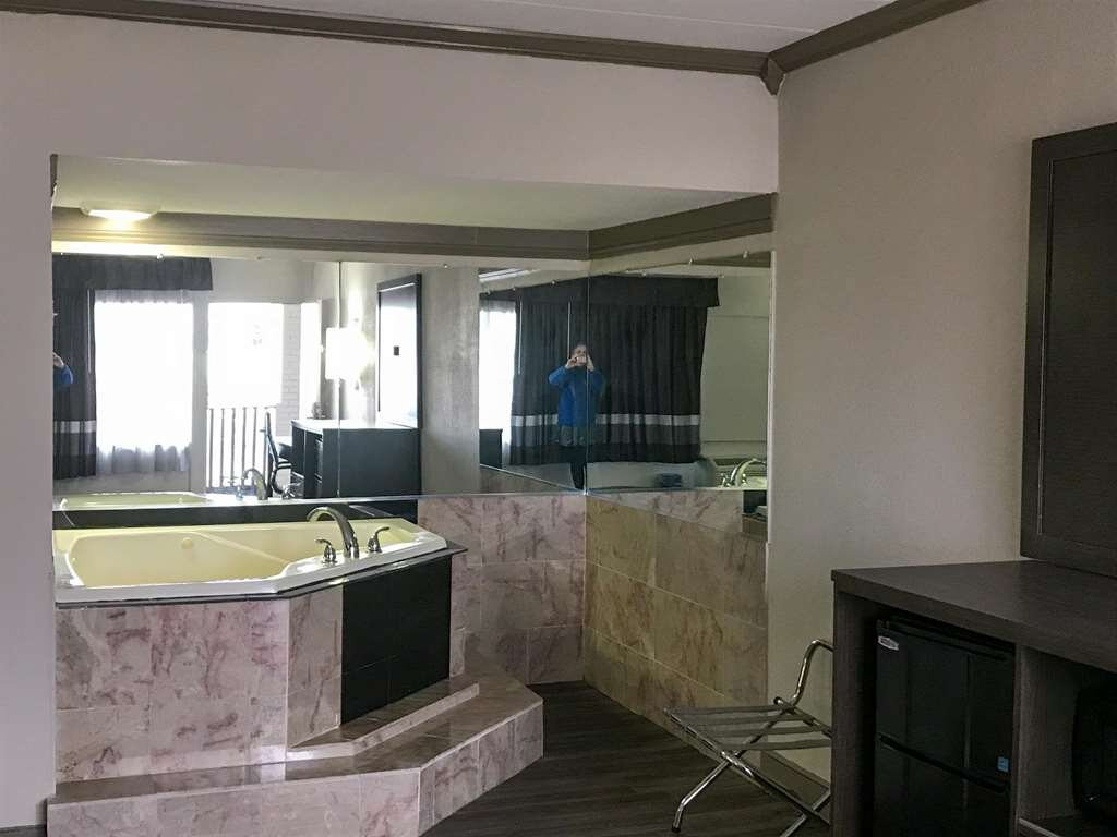 Motel 6 Burlington NC主图