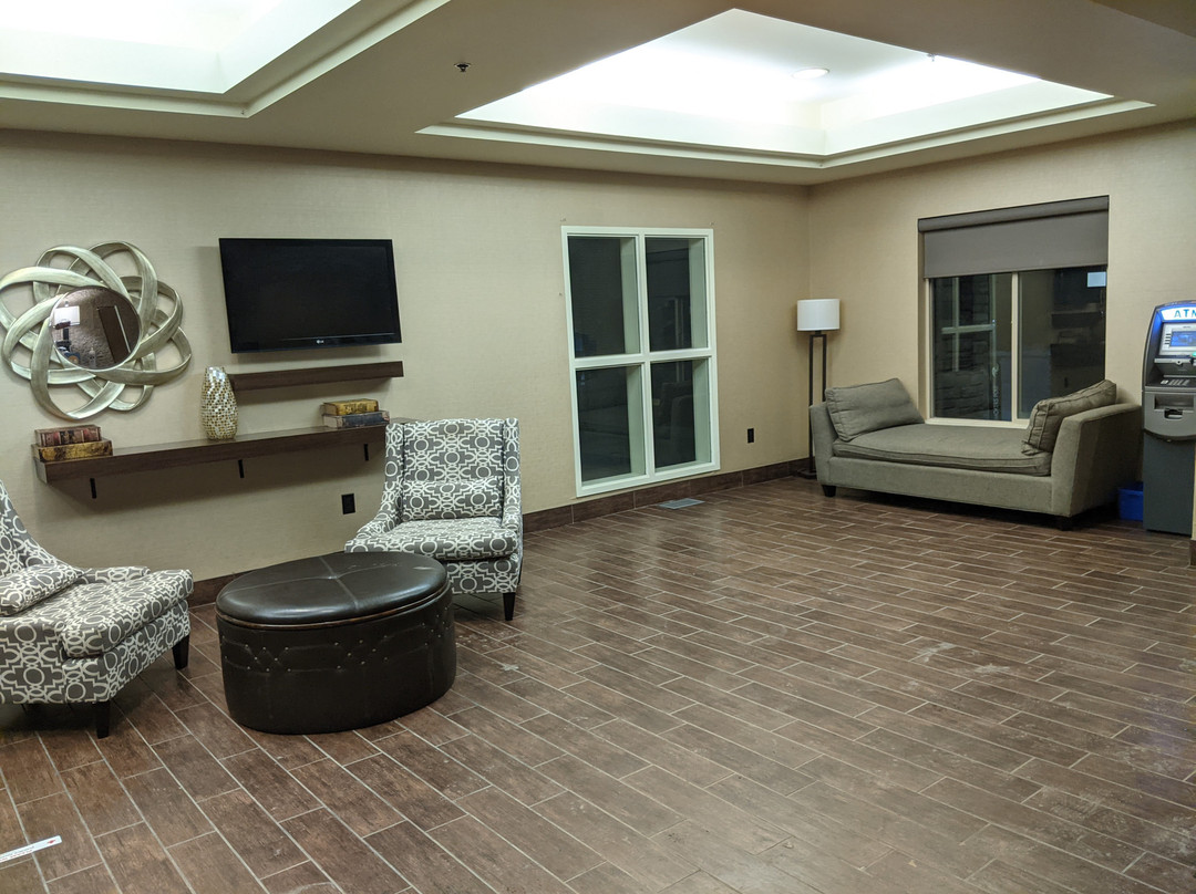 Comfort Suites Saskatoon主图