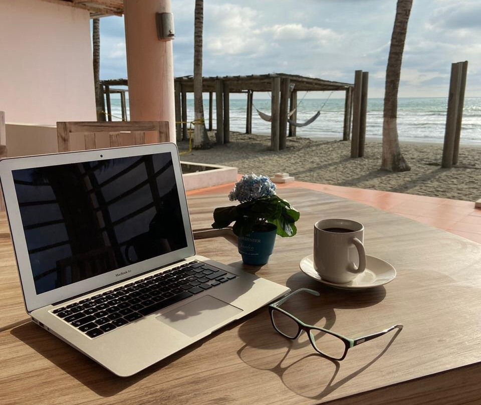 Playa Cristal Hotel主图