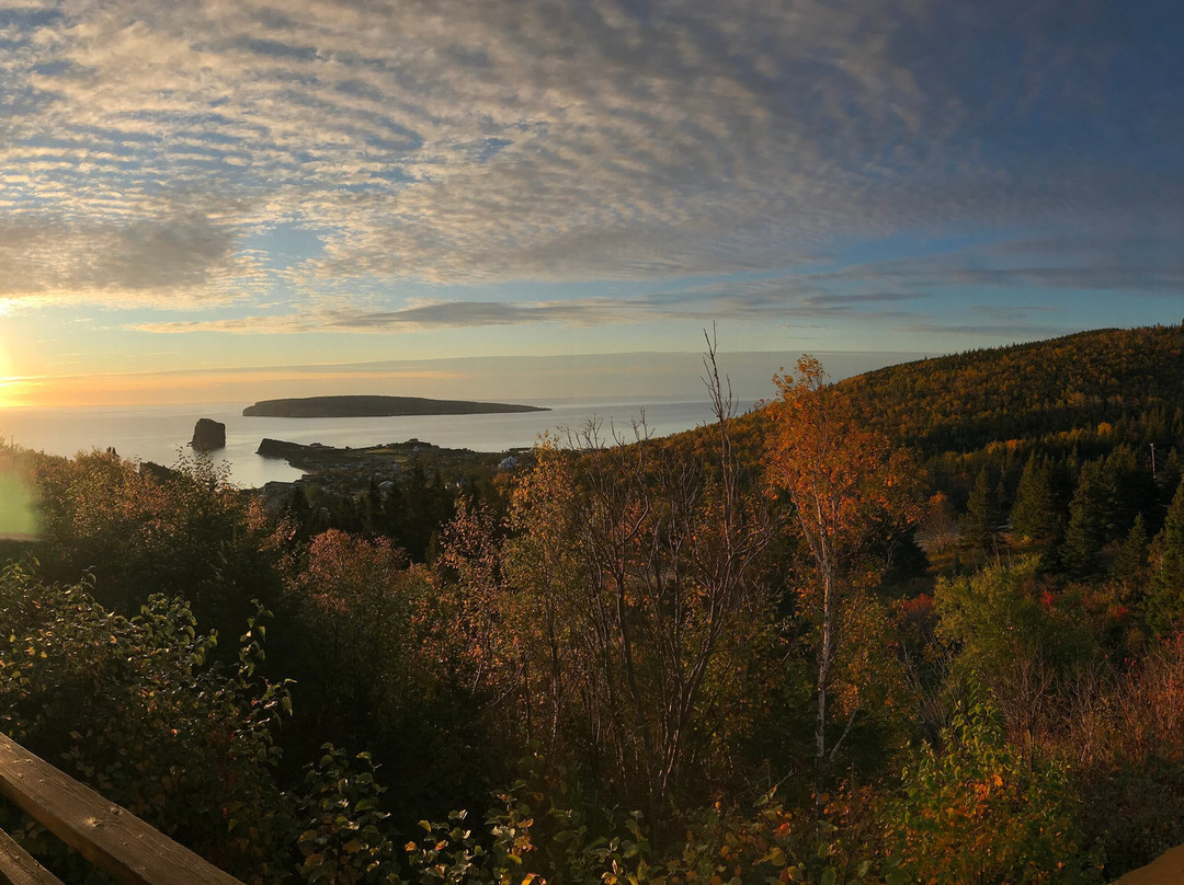 Perce Au Pic de l'Aurore主图