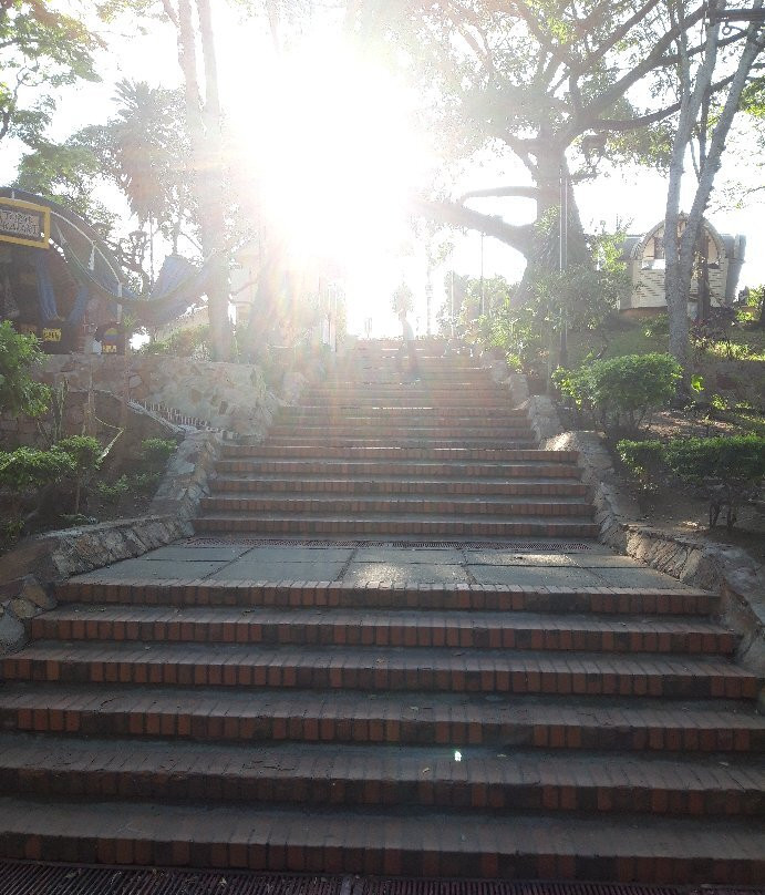 Parque Artesanal Loma de la Cruz-卡利必去景点