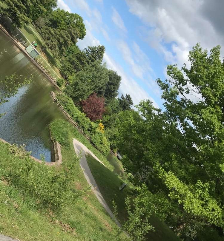Queens Park-克鲁郡必去景点