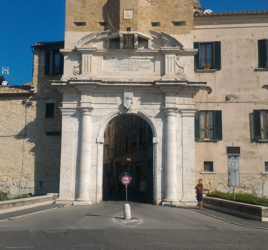Porta Romana-Amelia必去景点