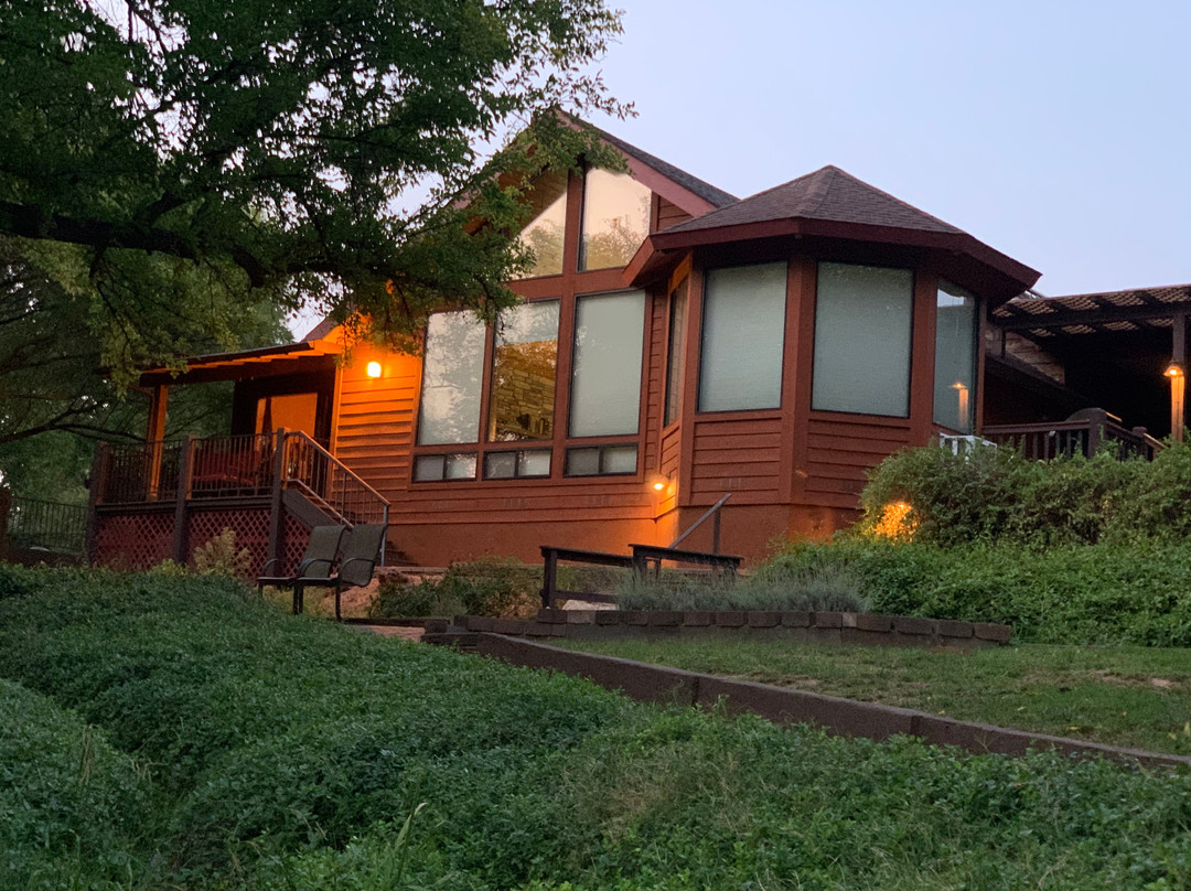 Sycamore Springs Guest House主图