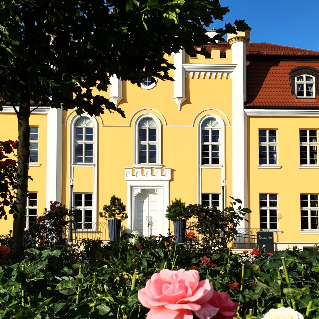 Hotel Quadrille Relais & Chateaux-portrait